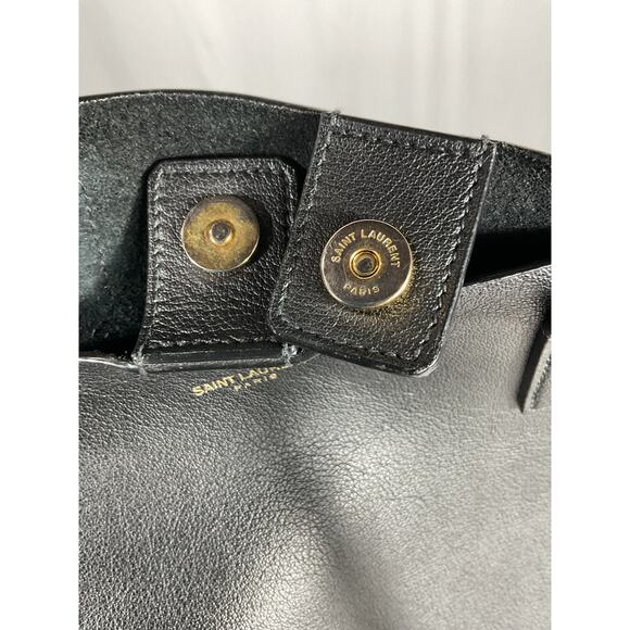 Saint Laurent 'Shopper' Black Leather Large Textured Tote Bag - Picture 9 of 16